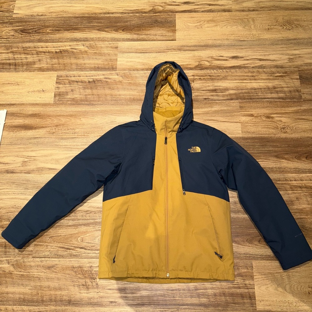 North Face Ski Coat Men’s Medium